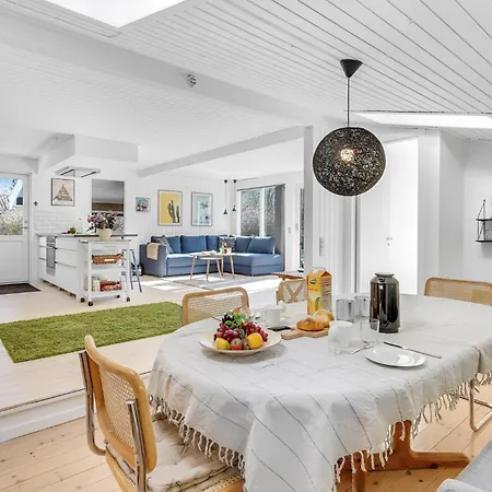 Gorgeous In With Wifi Hébergement de vacances Nysted